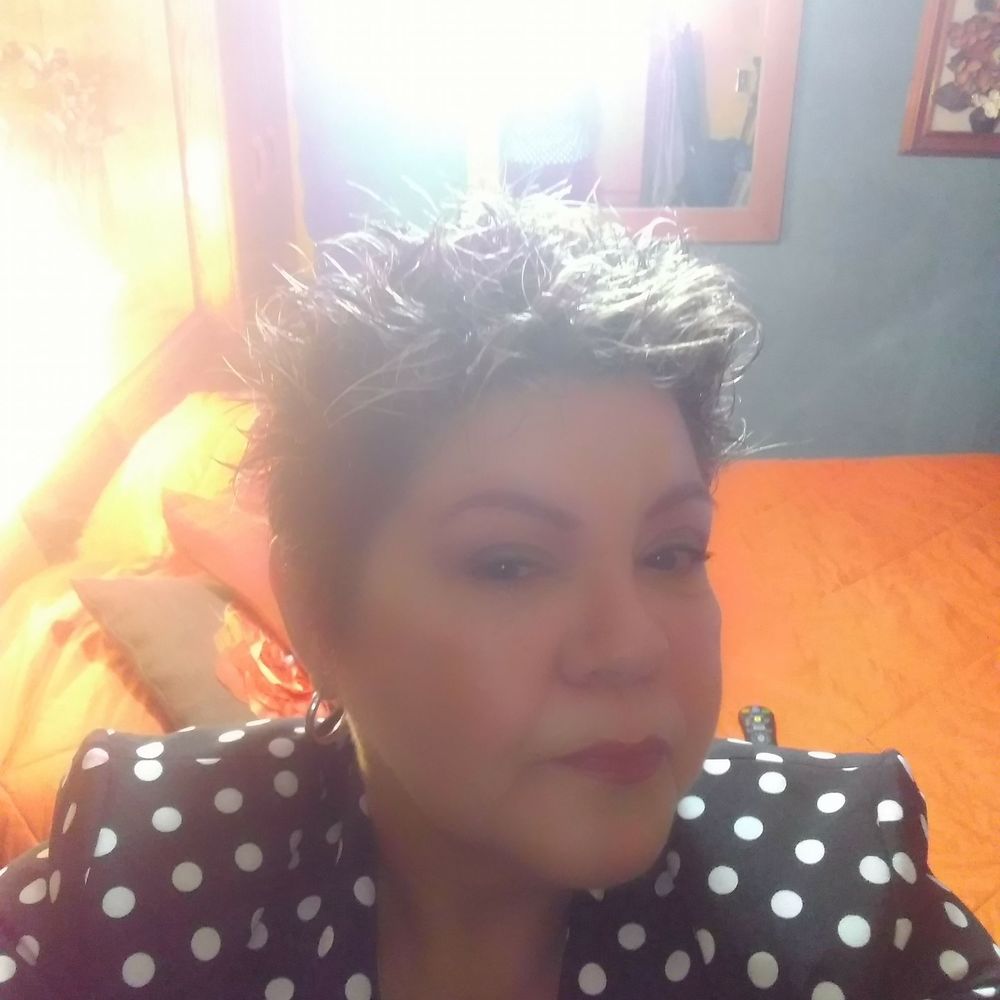 Meet your Posher, Cecilia